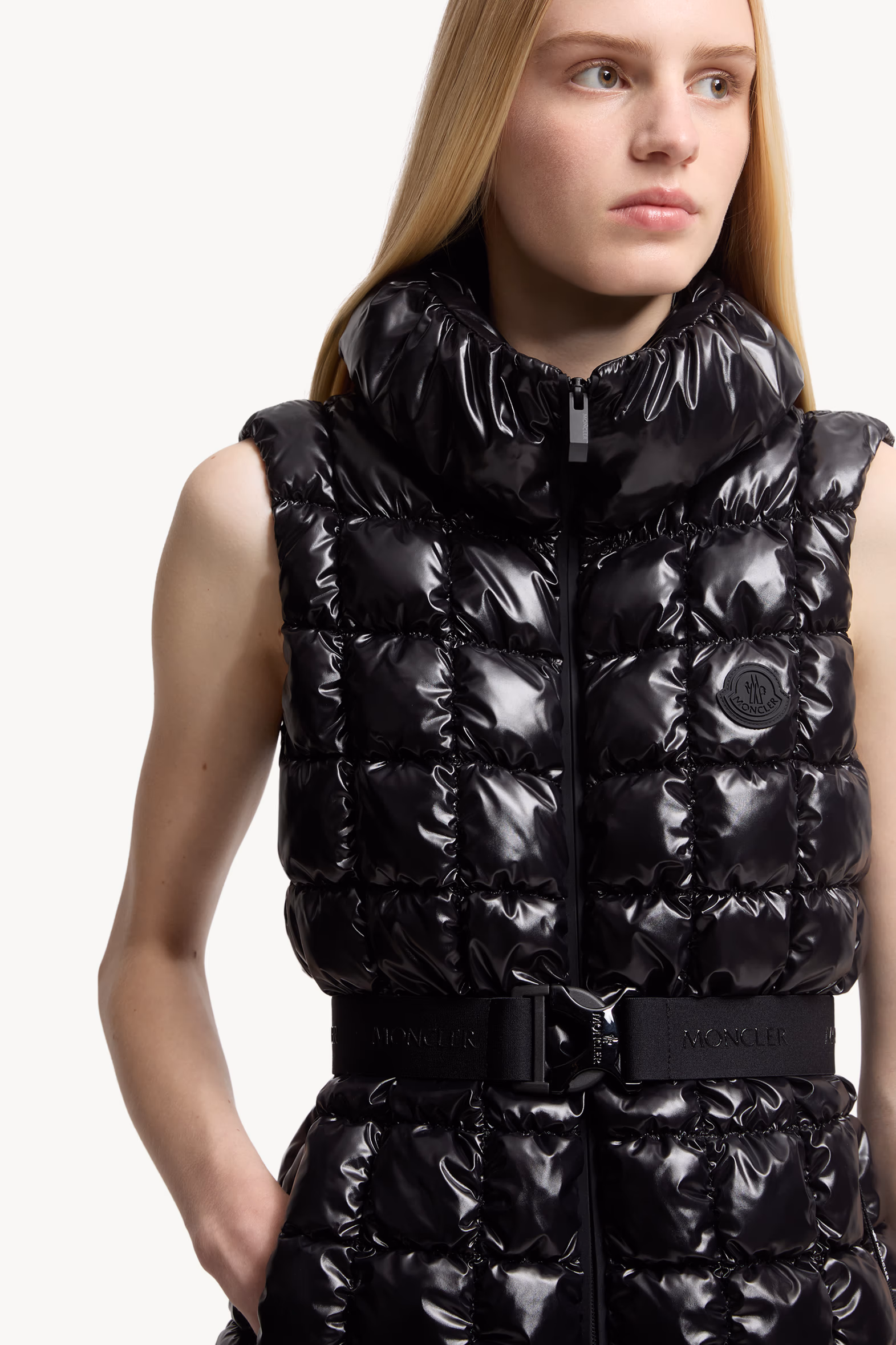 Chaleco plumífero con acolchado a cuadros Emilion Mujer Negro Moncler 6